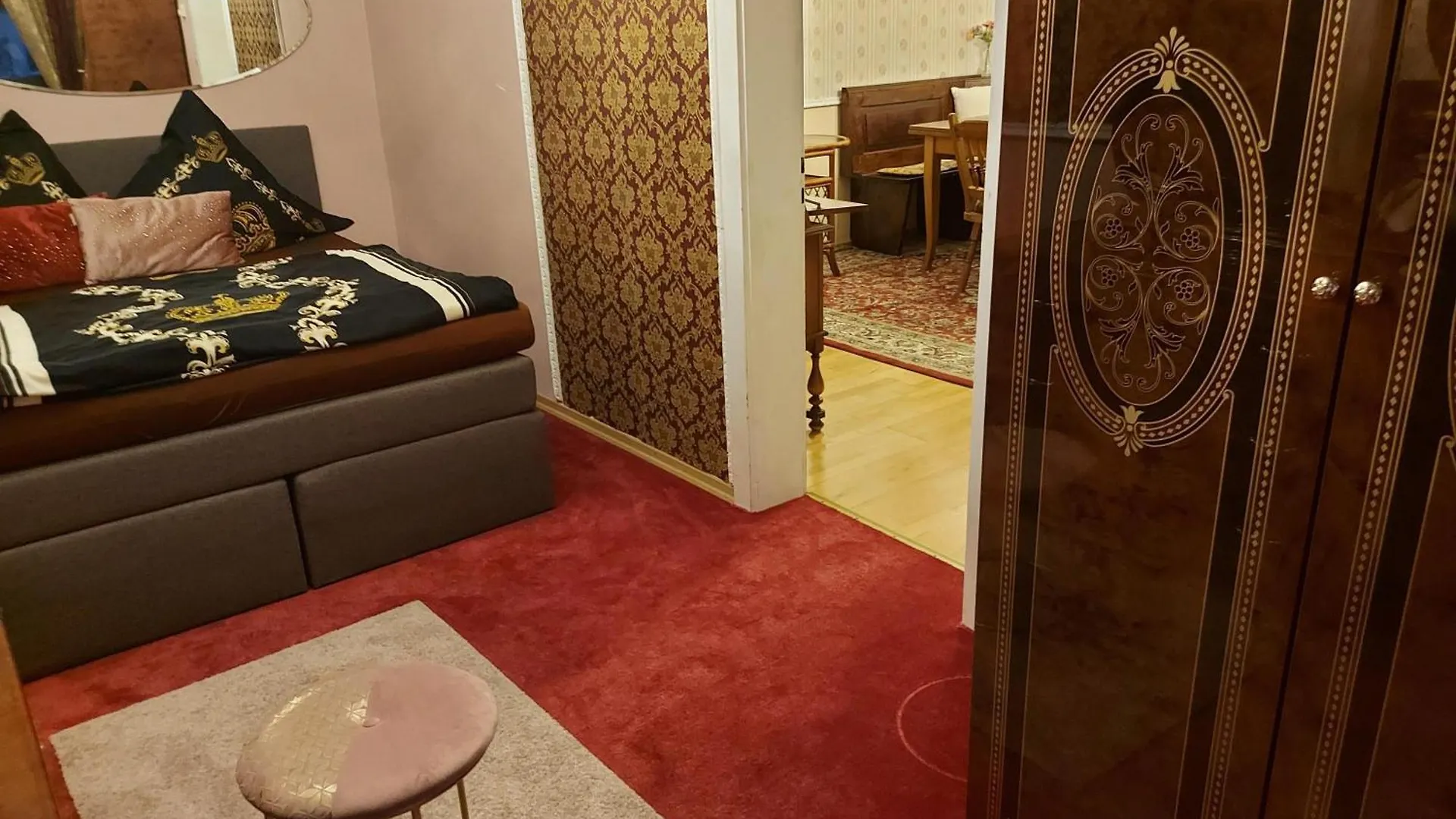 Apartment Schloss Weichs Zu Regensburg