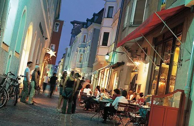 Apartment Schloss Weichs Zu Regensburg
